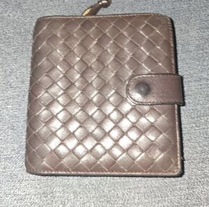 Bottega Veneta Intrecciato Bifold Wallet Brown Soft Leather In Perfect Shape